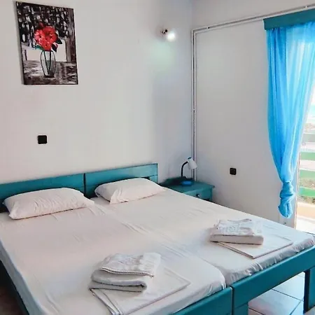 Fouli Studios & Apartments *