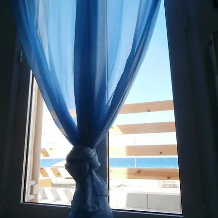 Fouli Studios & Apartments *